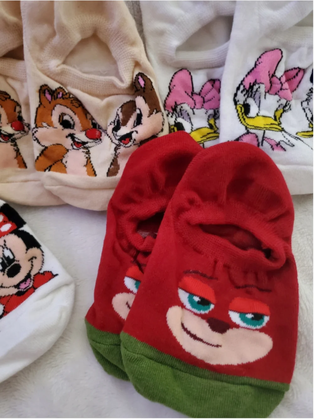 Unisex old school Character No-Show Socks Multi-color women size 7-9